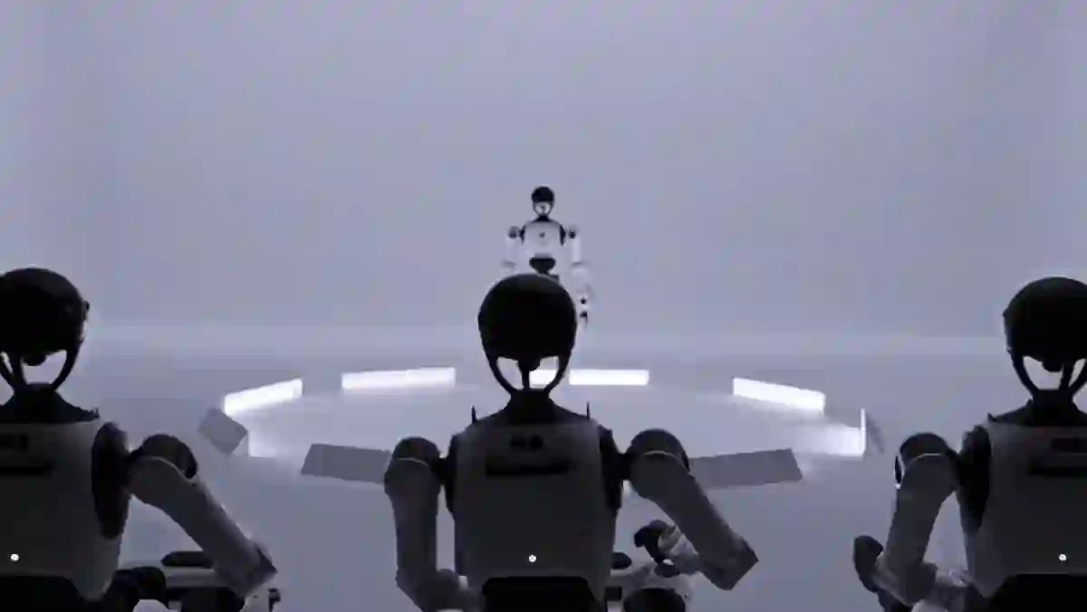 Три робота Walker Tienkung DEX седе на клупи